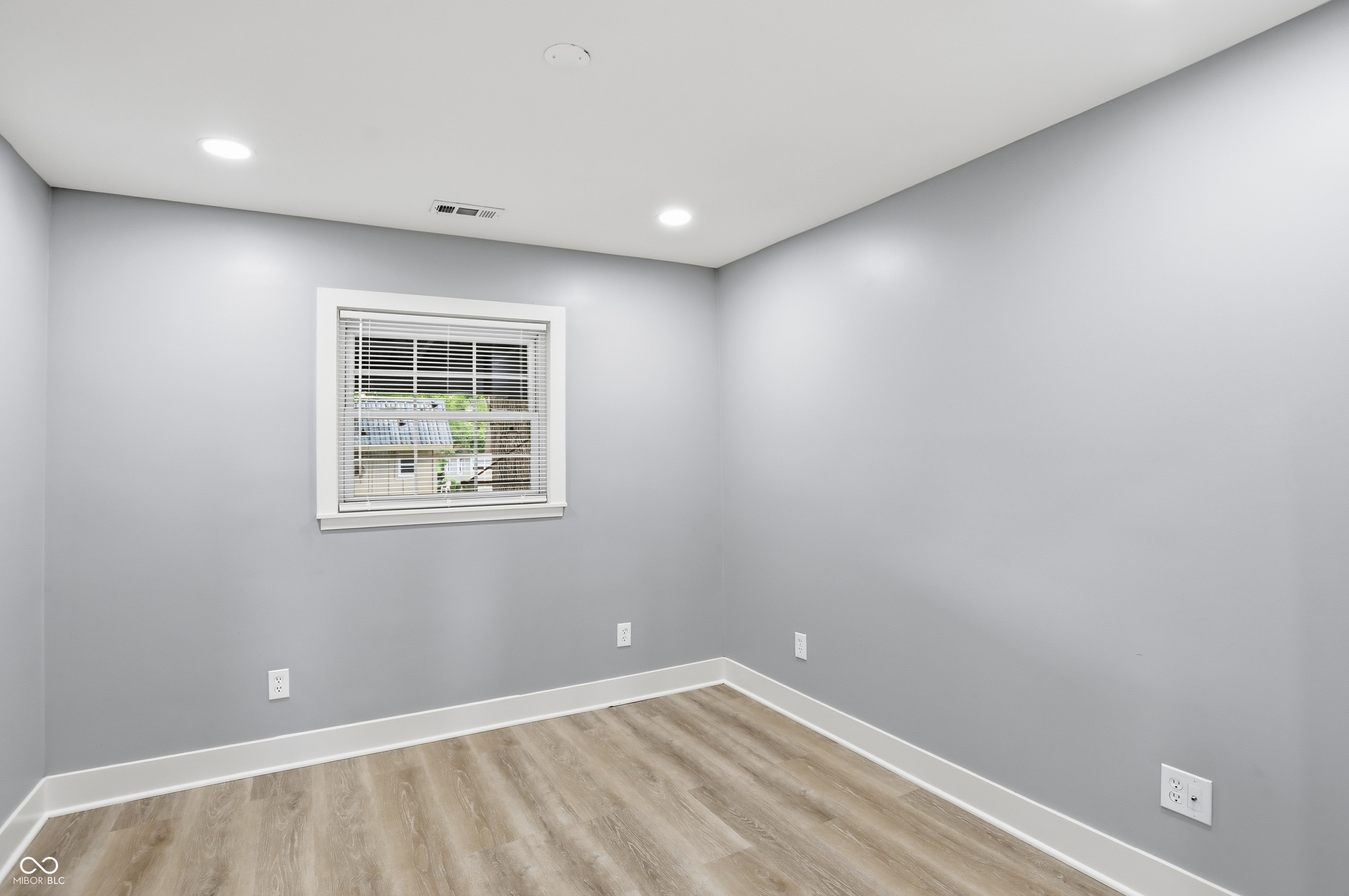 211 West McKenzie Road Greenfield, IN 46140 - Photo 28 of 34 Gallery Image 28