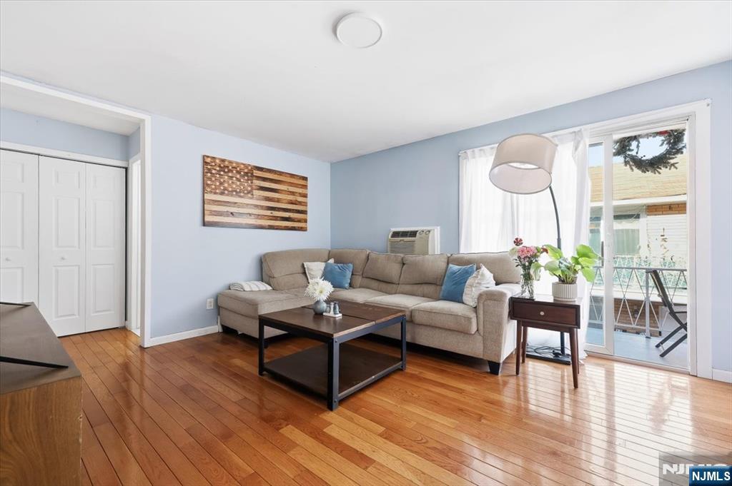 435 Teaneck Road, Unit 11 Ridgefield Park, NJ 07660 - Photo 5 of 22