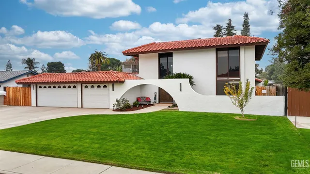 $575,000 | Undisclosed Address, Bakersfield, CA 93309