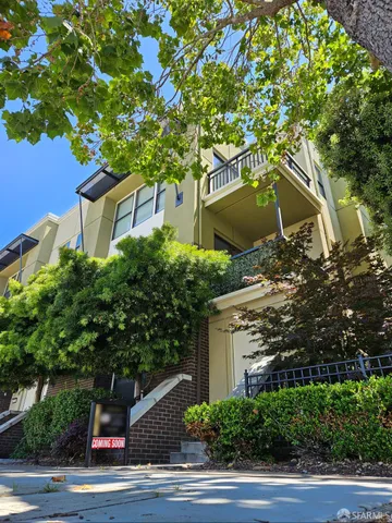 $825,000 | 1107 66th Street, Oakland, CA 94608