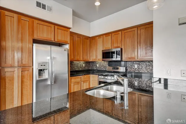 $825,000 | 1107 66th Street, Oakland, CA 94608