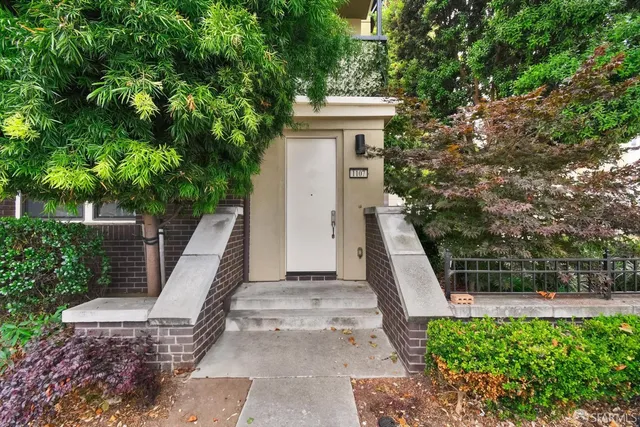 $825,000 | 1107 66th Street, Oakland, CA 94608