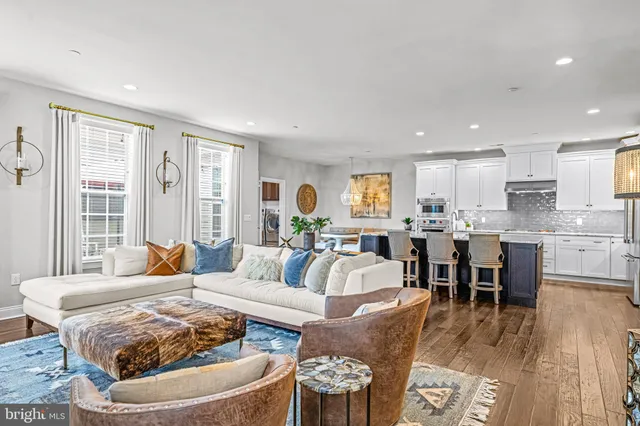 $1,000,000 | 4841 East Blossom Drive, Doylestown, PA 18902