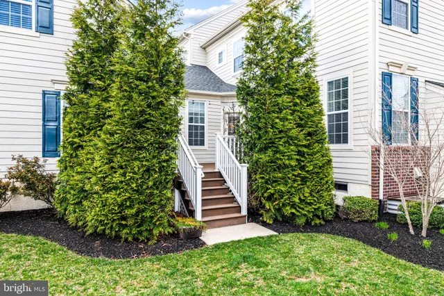 $1,000,000 | 4841 East Blossom Drive, Doylestown, PA 18902