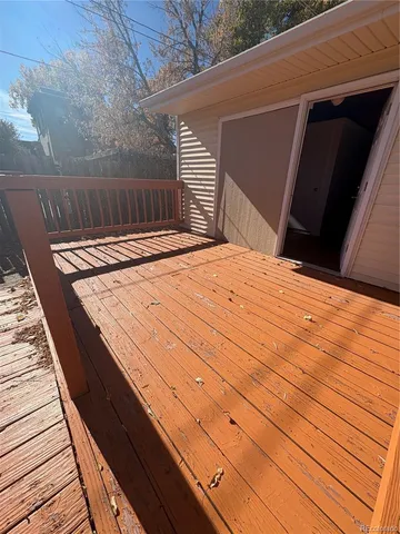 a view of a backyard of the house