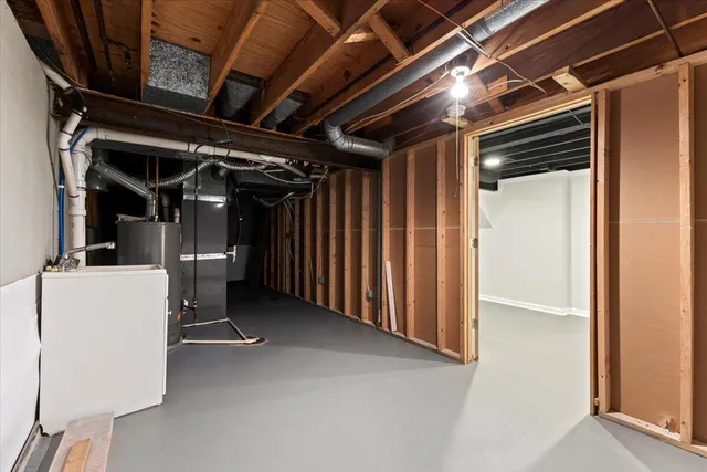 $715,000 | 3600 Windemere Drive, Ann Arbor, MI 48105