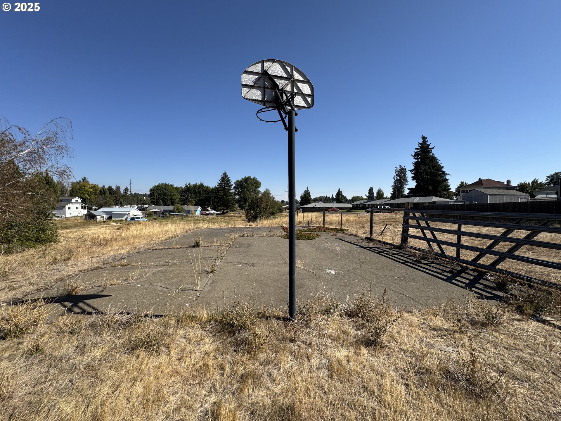 North Grant Street Goldendale, WA 98620 - Photo 6 of 10