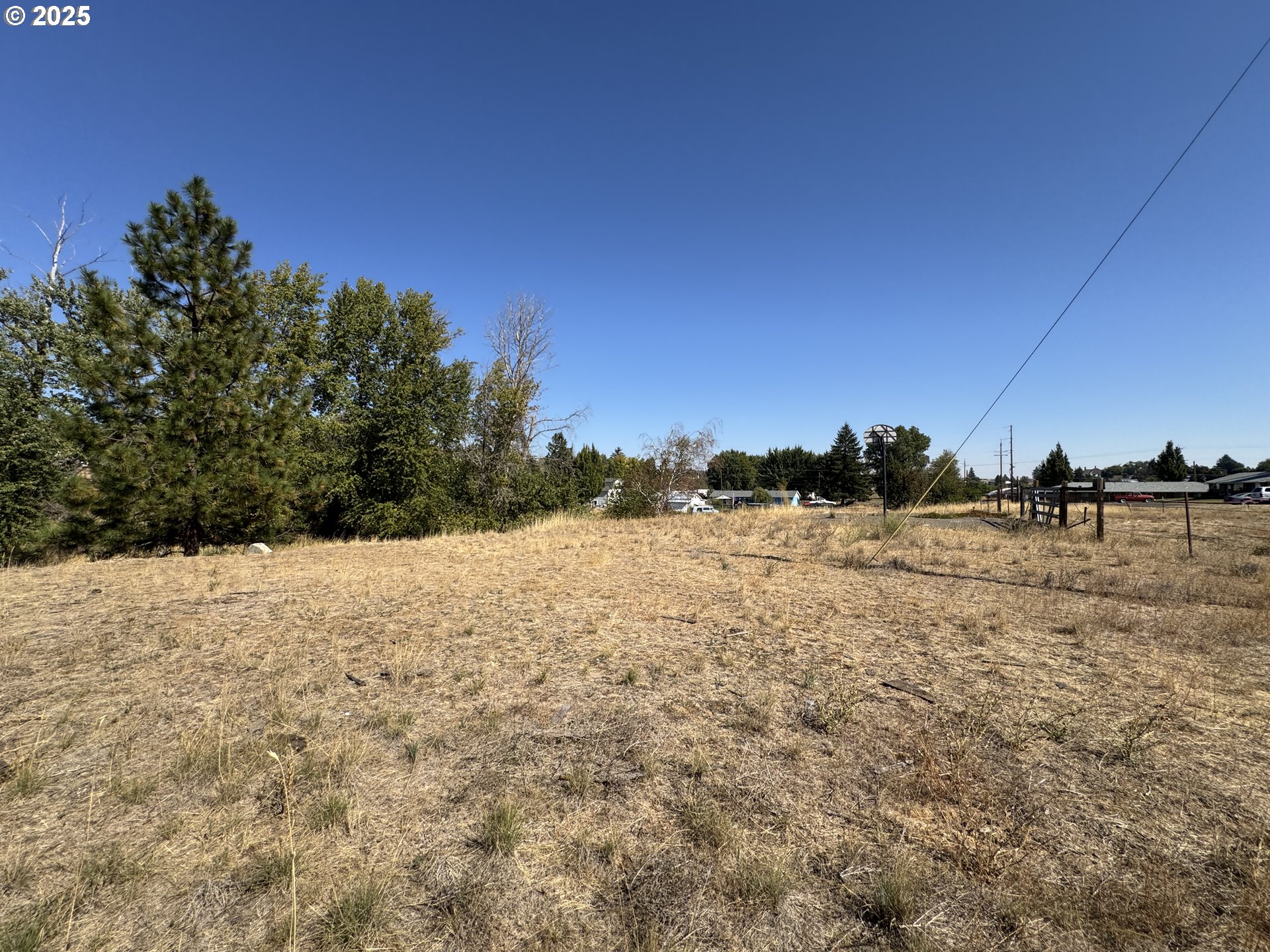 North Grant Street Goldendale, WA 98620 - Photo 8 of 10 a view of lake view and mountain view