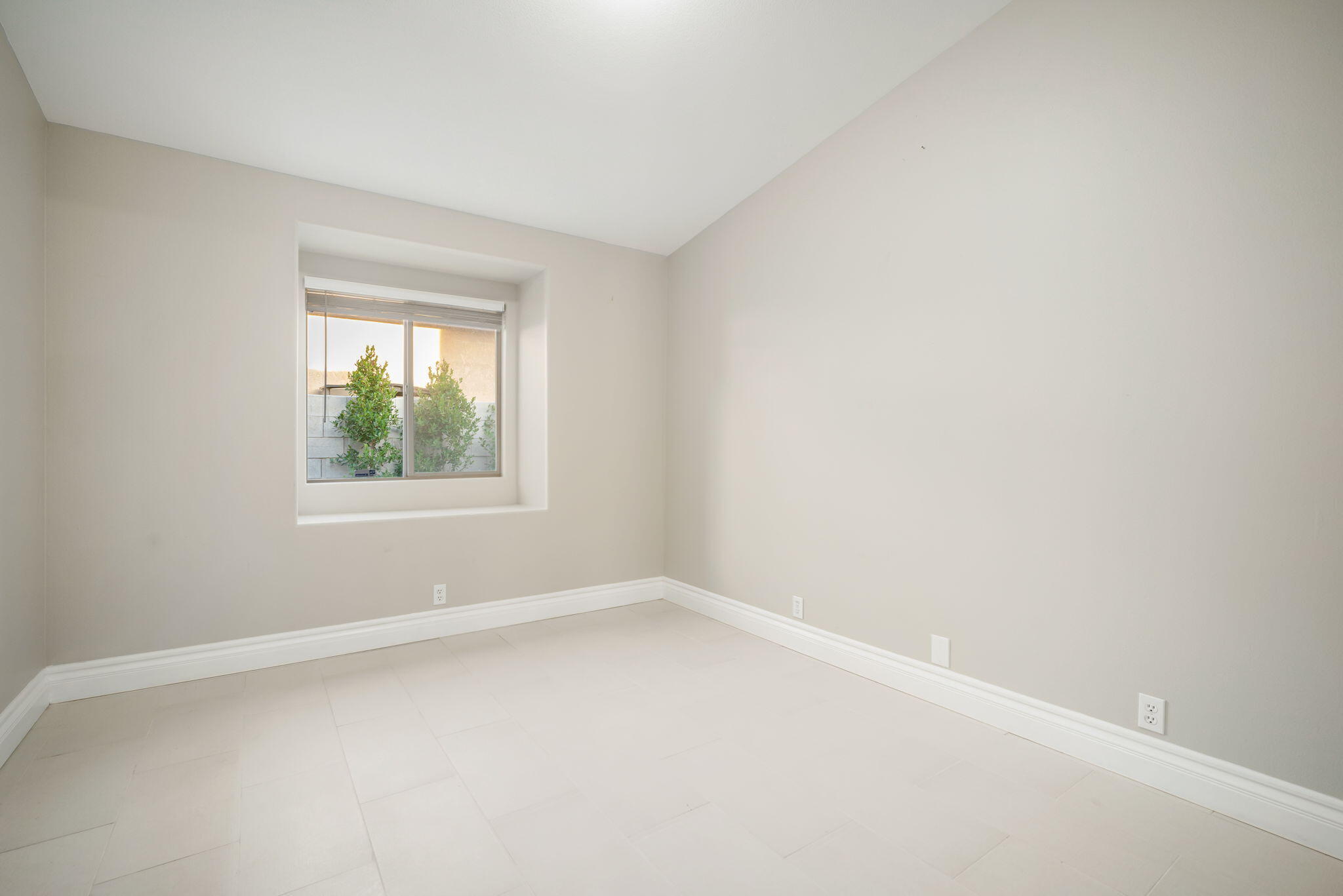 68930 Hermosillo Road Cathedral City, CA 92234 - Photo 23 of 43 42-web-or-mls-MSHermosillo_2022_042