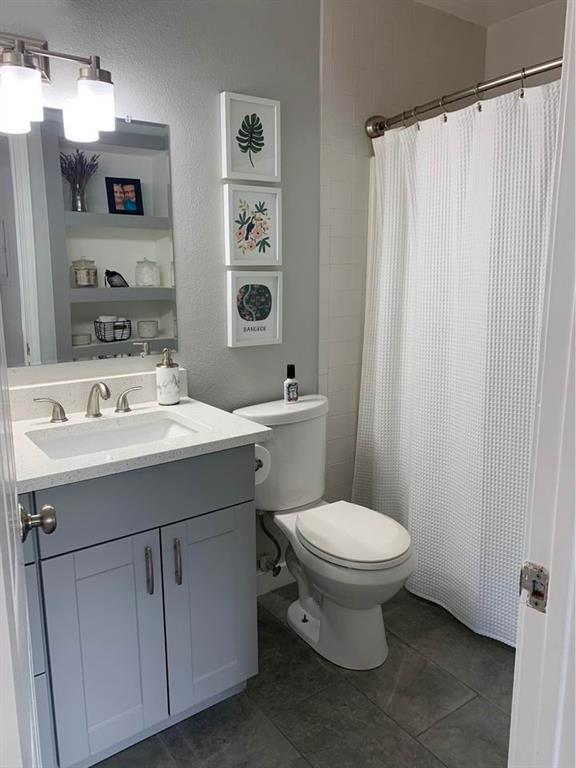 2450 Wickersham Lane, Unit F602 Austin, TX 78741 - Photo 6 of 9