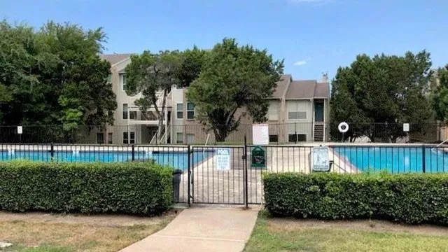 $2,000 | 2450 Wickersham Lane, Unit F602, Austin, TX 78741