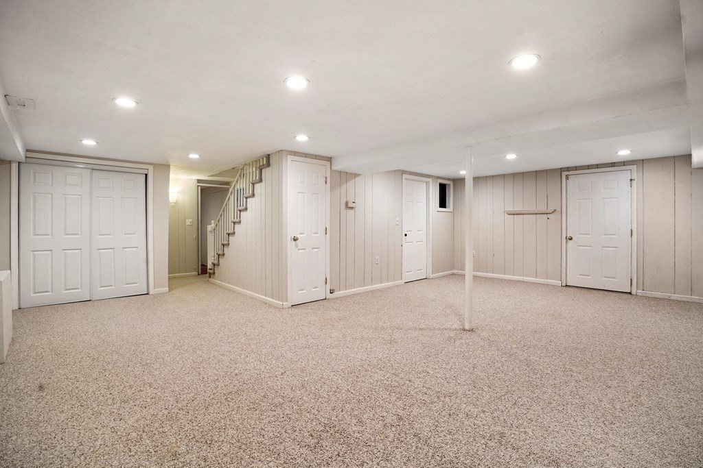 222 Hudson Road Sudbury, MA 01776 - Photo 31 of 42