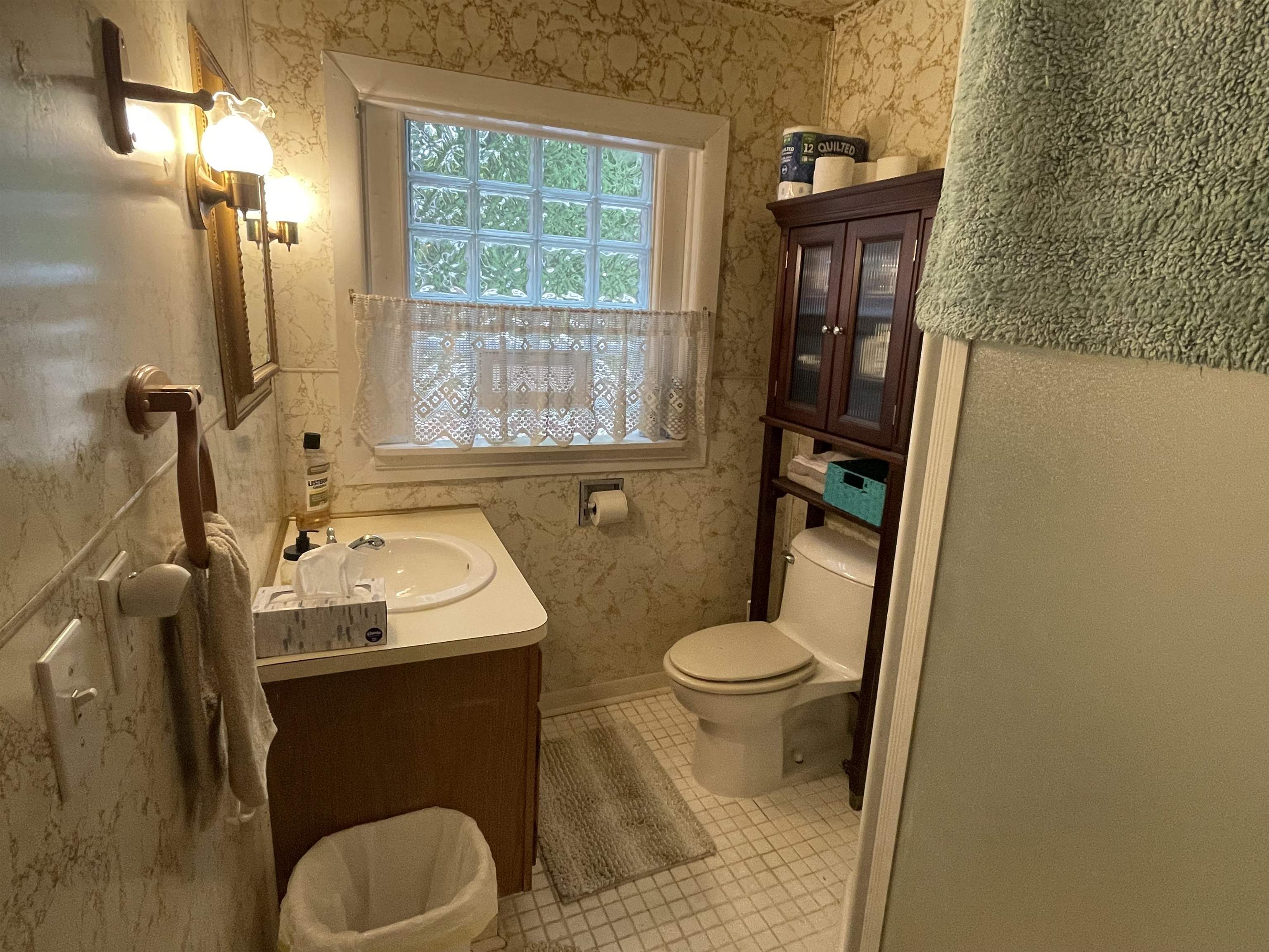 487 Abbott Road Rose City, MI 48654 - Photo 16 of 19 1905358-15.JPG