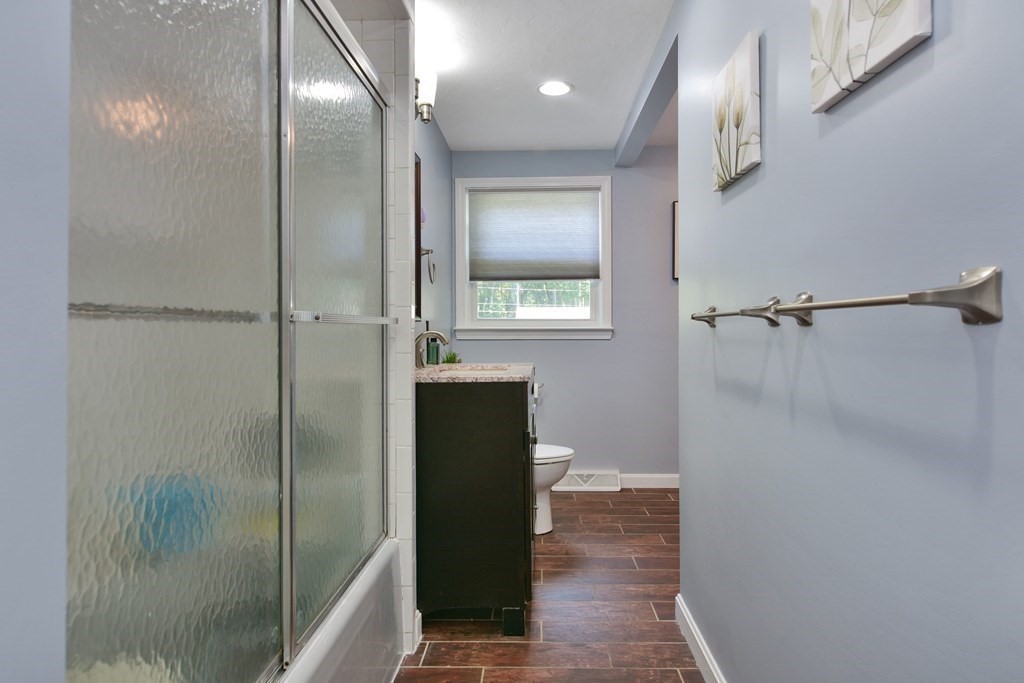 28 Ledgewood Road Framingham, MA 01701 - Photo 21 of 41 Gallery Image 21