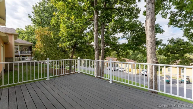 $485,000 | 37 Via Da Contro, Sunrise Beach, MO 65079