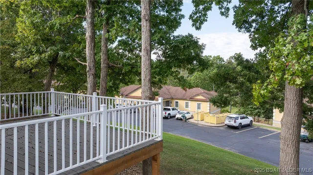 $485,000 | 37 Via Da Contro, Sunrise Beach, MO 65079