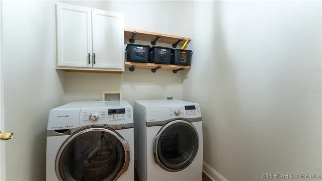 $485,000 | 37 Via Da Contro, Sunrise Beach, MO 65079