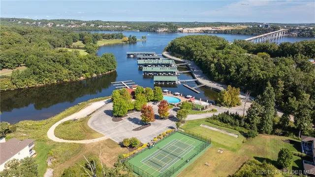 $485,000 | 37 Via Da Contro, Sunrise Beach, MO 65079