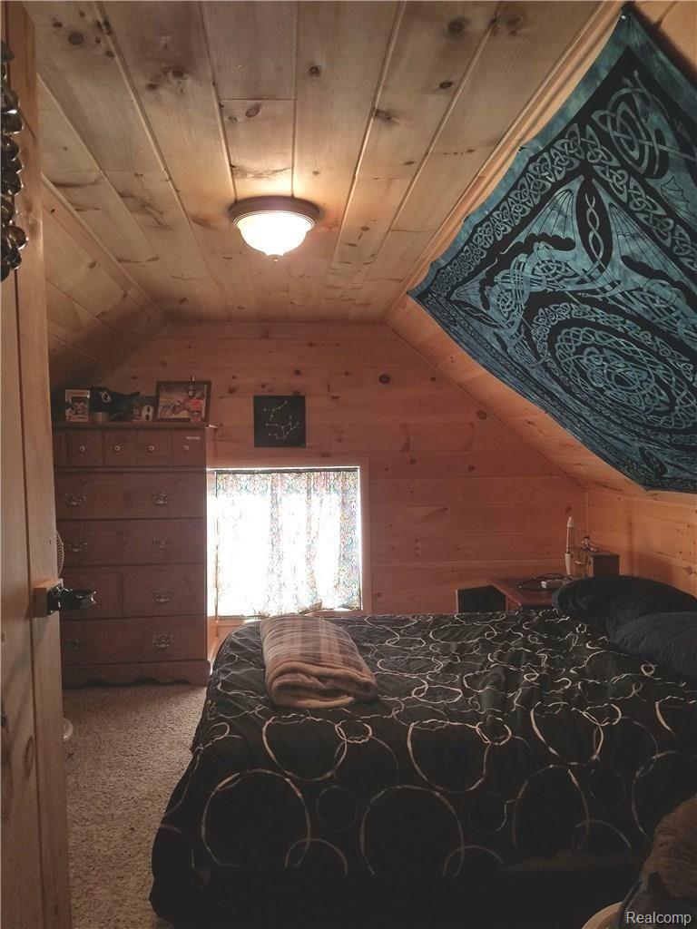 3620 Ravenswood Road Port Huron, MI 48060 - Photo 13 of 23 20180312_194032.jpg