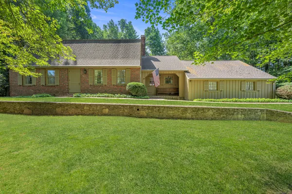 $549,500 | 43 Jamestown Road, Somers, CT 06071