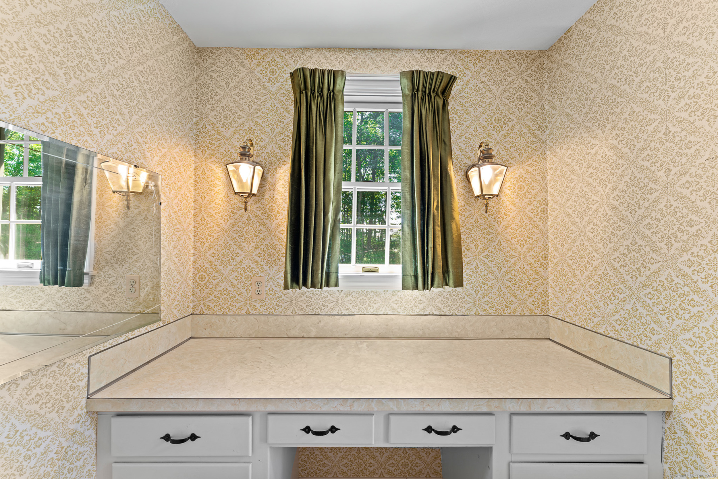 43 Jamestown Road Somers, CT 06071 - Photo 27 of 42