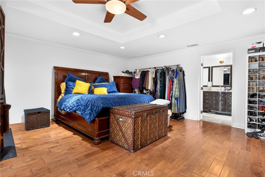 18313 Index Street Porter Ranch, CA 91326 - Photo 6 of 57