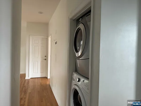 $2,800 | 143 West 2nd Street, Unit 2, Clifton, NJ 07011