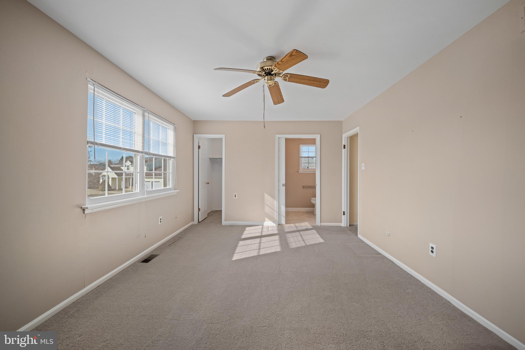 1 Hickory Circle Sewell, NJ 08080 - Photo 18 of 27 Master Bed