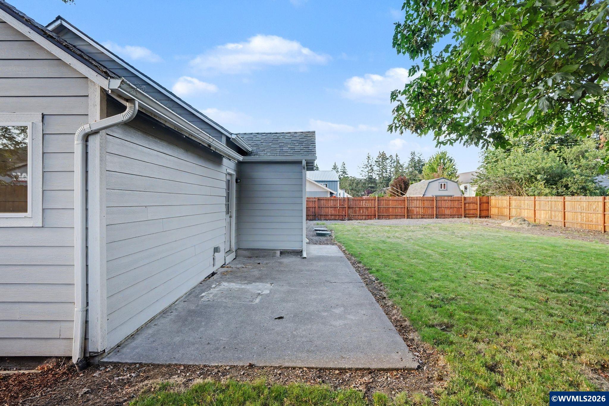 264 7th Street Lyons, OR 97358 - Photo 26 of 32
