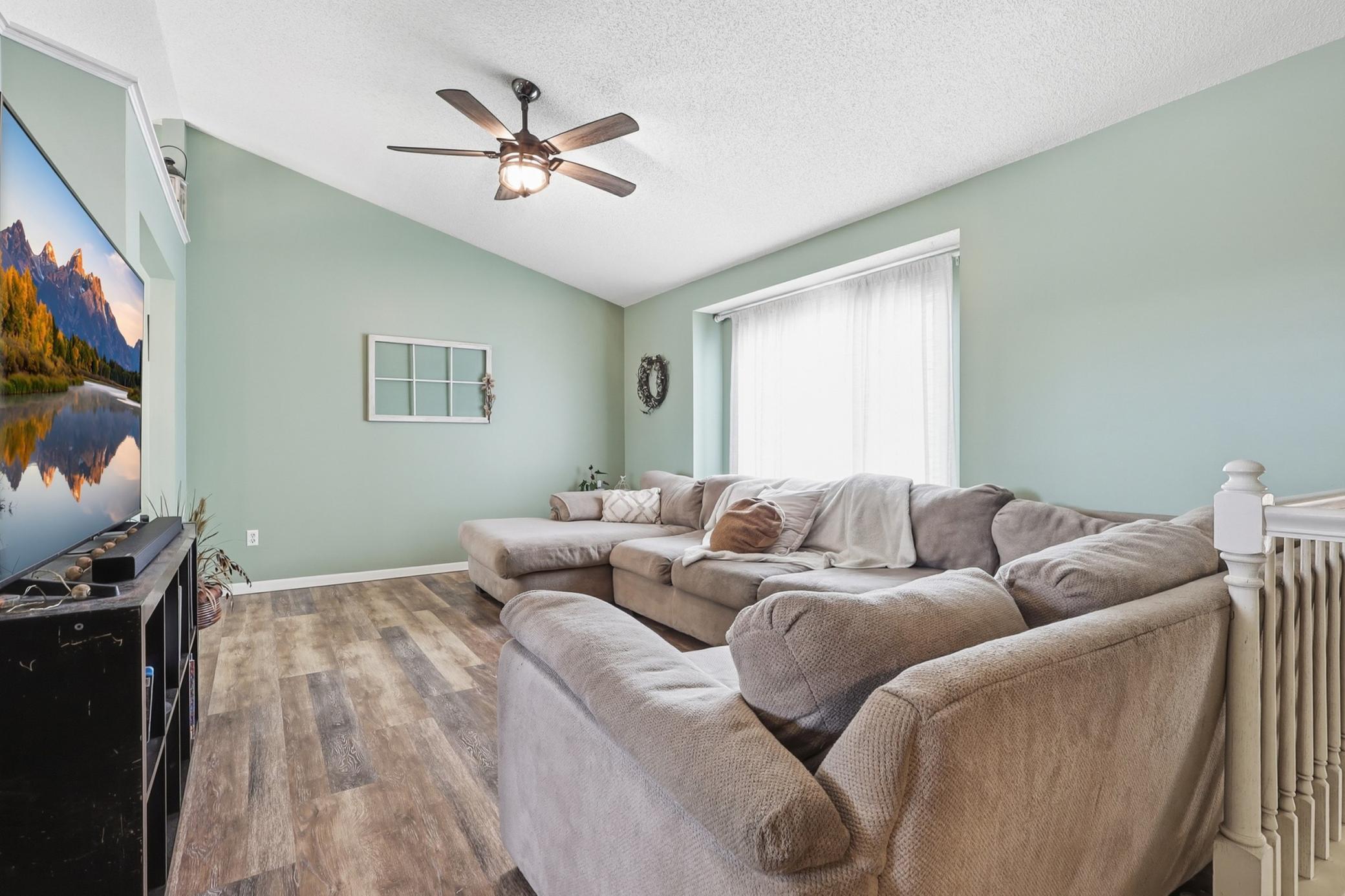 17194 Toronto Avenue Southeast Prior Lake, MN 55372 - Photo 4 of 38