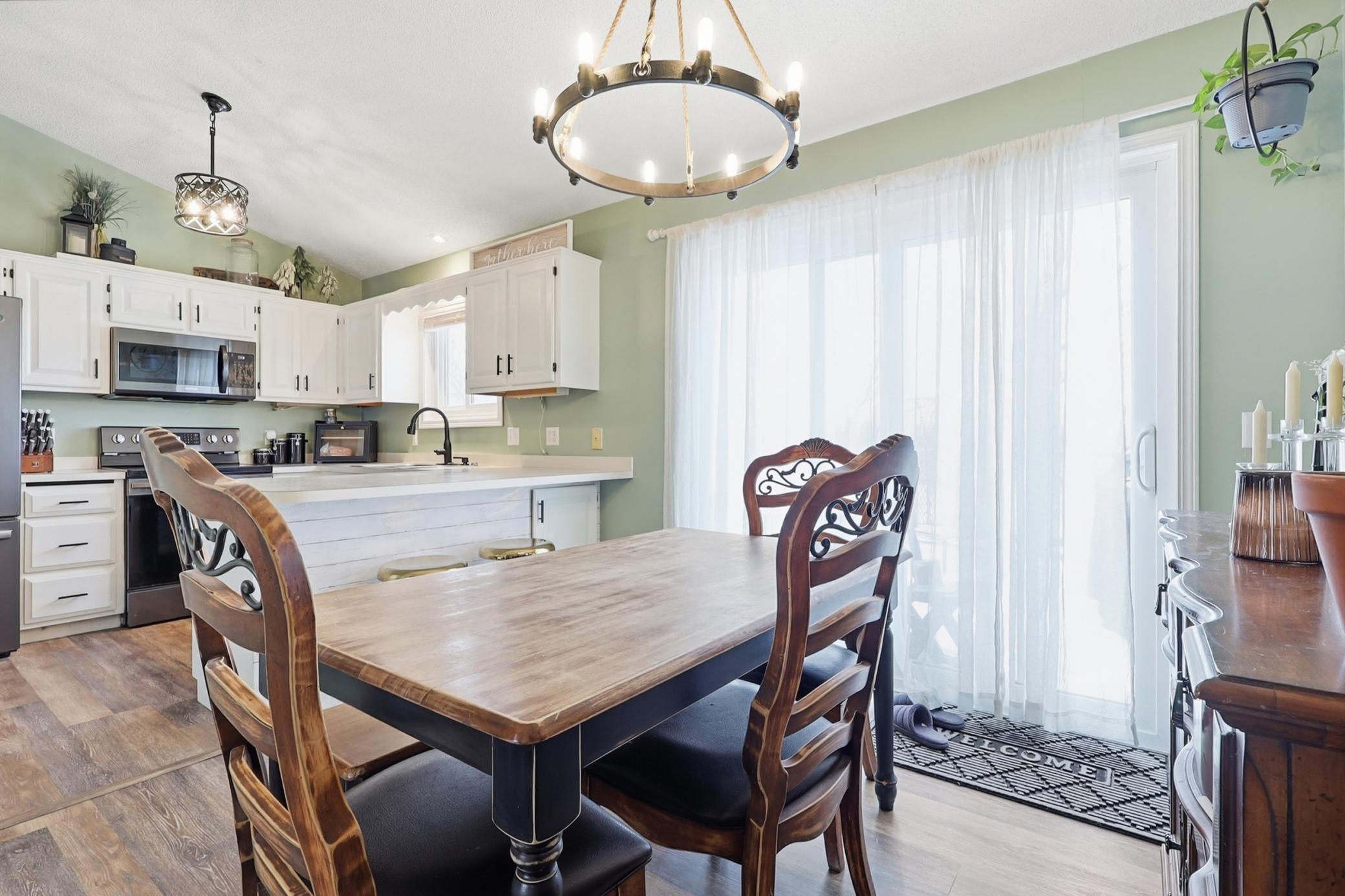 17194 Toronto Avenue Southeast Prior Lake, MN 55372 - Photo 6 of 38