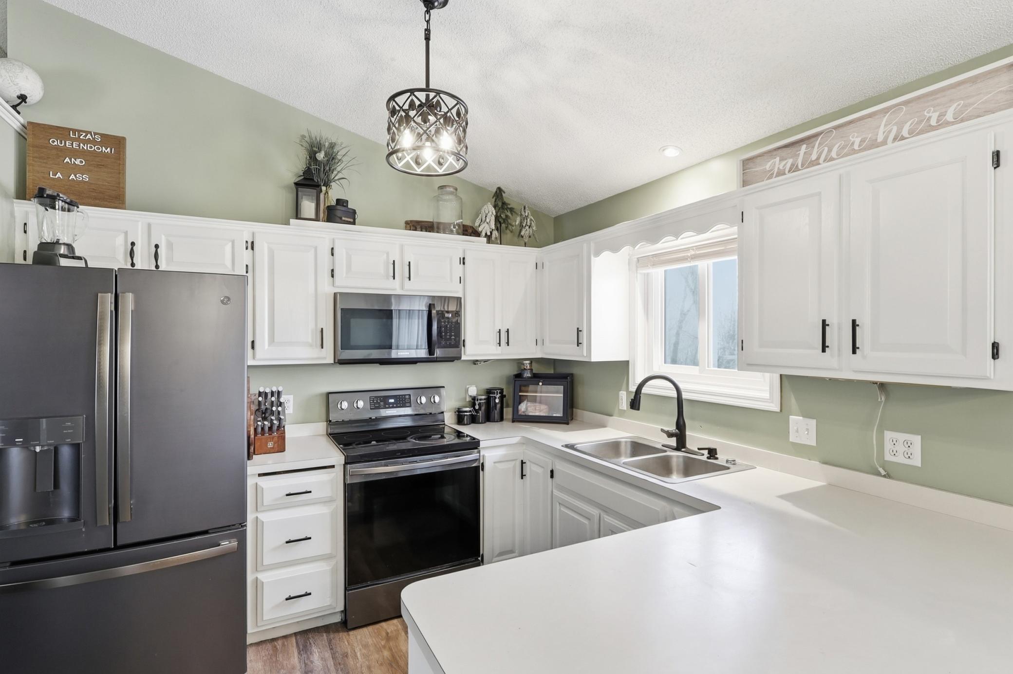 17194 Toronto Avenue Southeast Prior Lake, MN 55372 - Photo 10 of 38