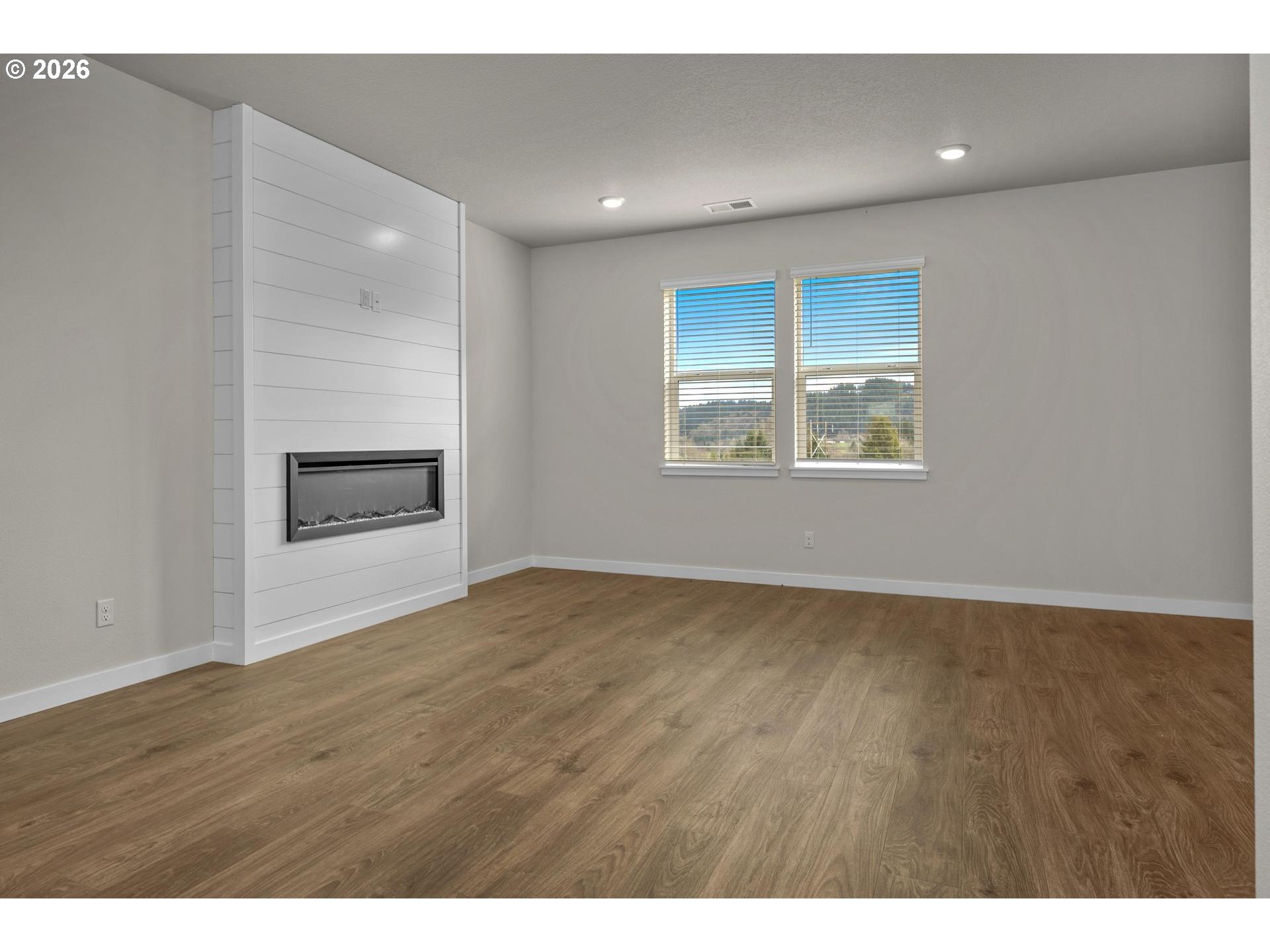 9212 Southeast Azalea Street Happy Valley, OR 97086 - Photo 11 of 48 Living Room