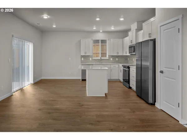 $609,988 | 9212 Southeast Azalea Street, Happy Valley, OR 97086