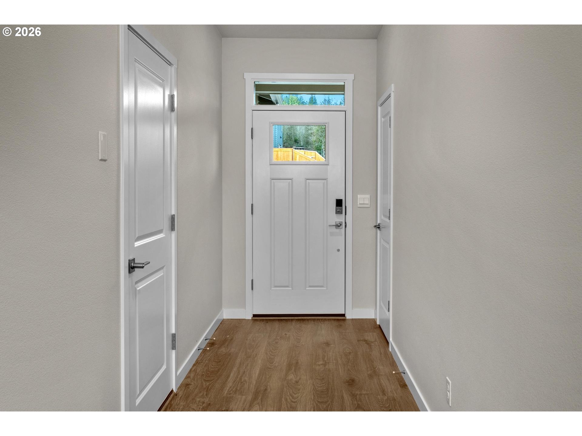 9212 Southeast Azalea Street Happy Valley, OR 97086 - Photo 7 of 48 Entrance/Foyer