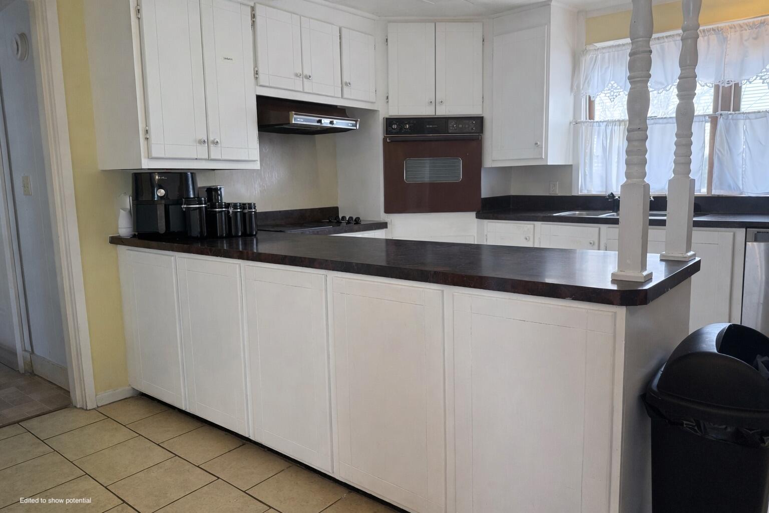 53 15th Street Bangor, ME 04401 - Photo 9 of 21 kitchen