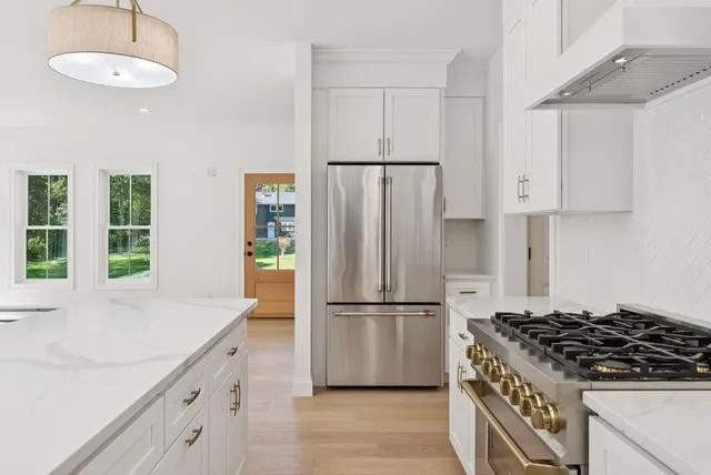 $949,000 | 8 Statler Lane, Freeport, ME 04032