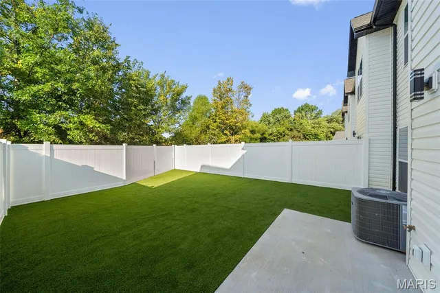 $330,000 | 101 Stacey Place, Unit A, Jonesburg, MO 63351