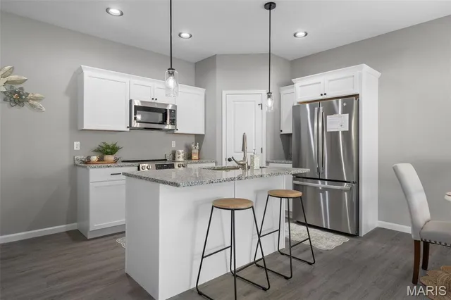 $330,000 | 101 Stacey Place, Unit A, Jonesburg, MO 63351