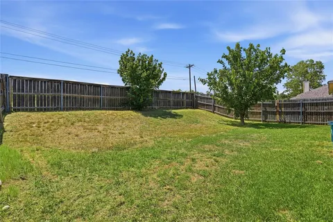 $300,000 | 13021 Evergreen Drive, Fort Worth, TX 76244