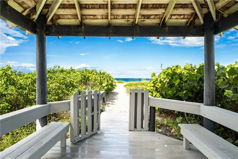 $850,000 | 2800 North Hwy A1A, Unit PH01, Hutchinson Island, FL 34949