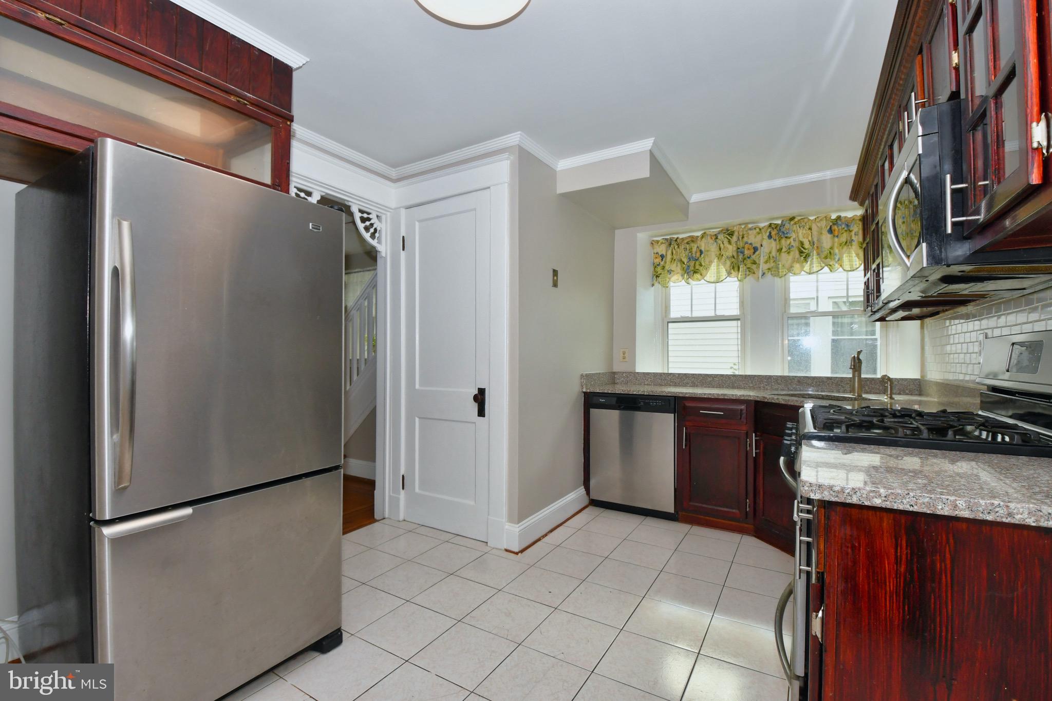 58 Broadship Road Baltimore, MD 21222 - Photo 14 of 40 KItchen