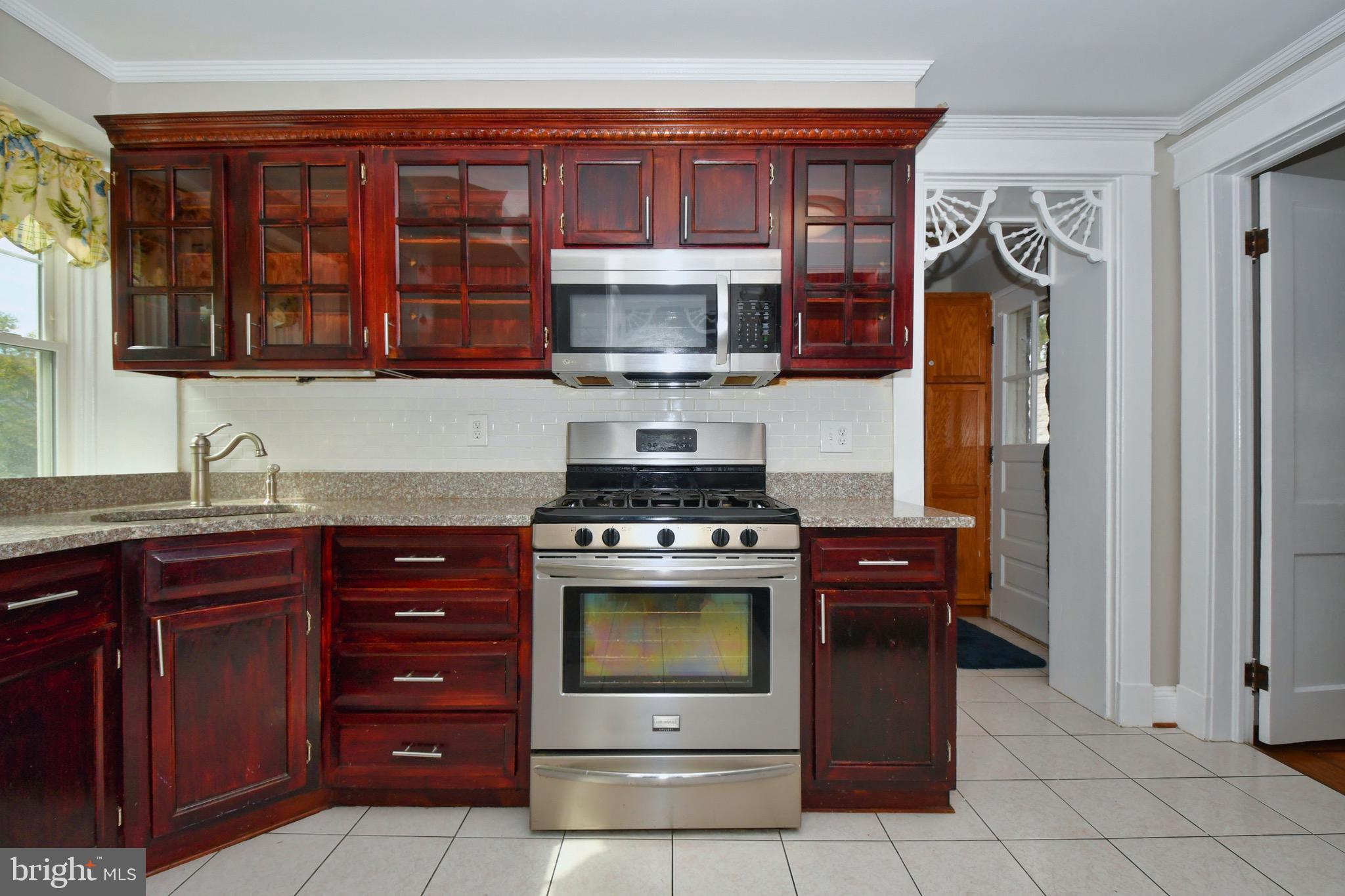 58 Broadship Road Baltimore, MD 21222 - Photo 15 of 40 Kitchen