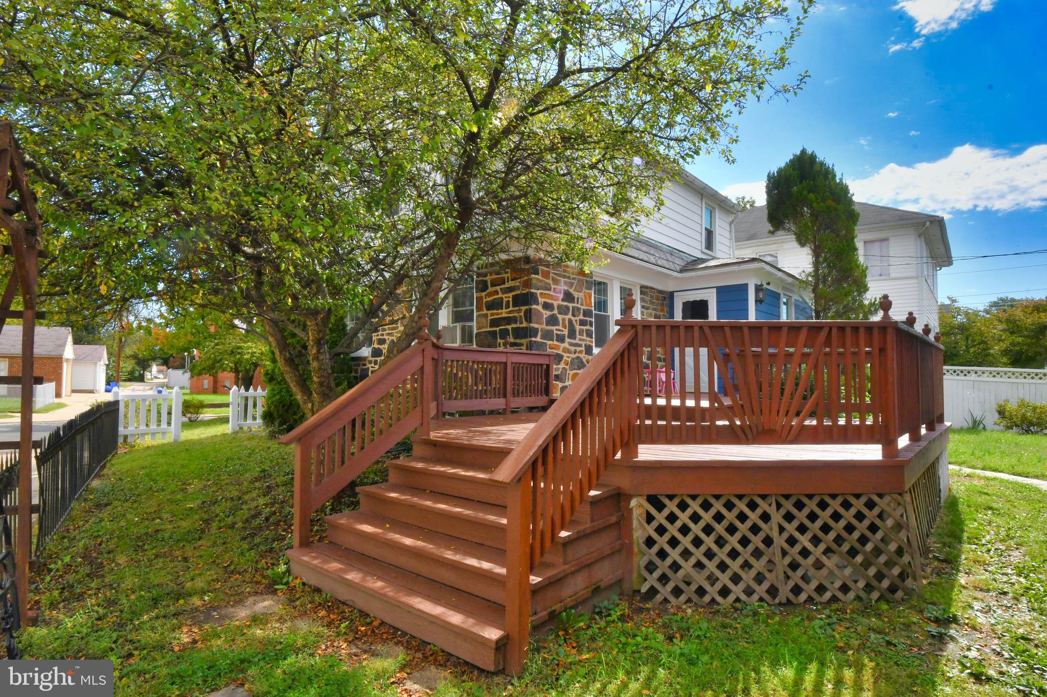 58 Broadship Road Baltimore, MD 21222 - Photo 35 of 40 Large deck