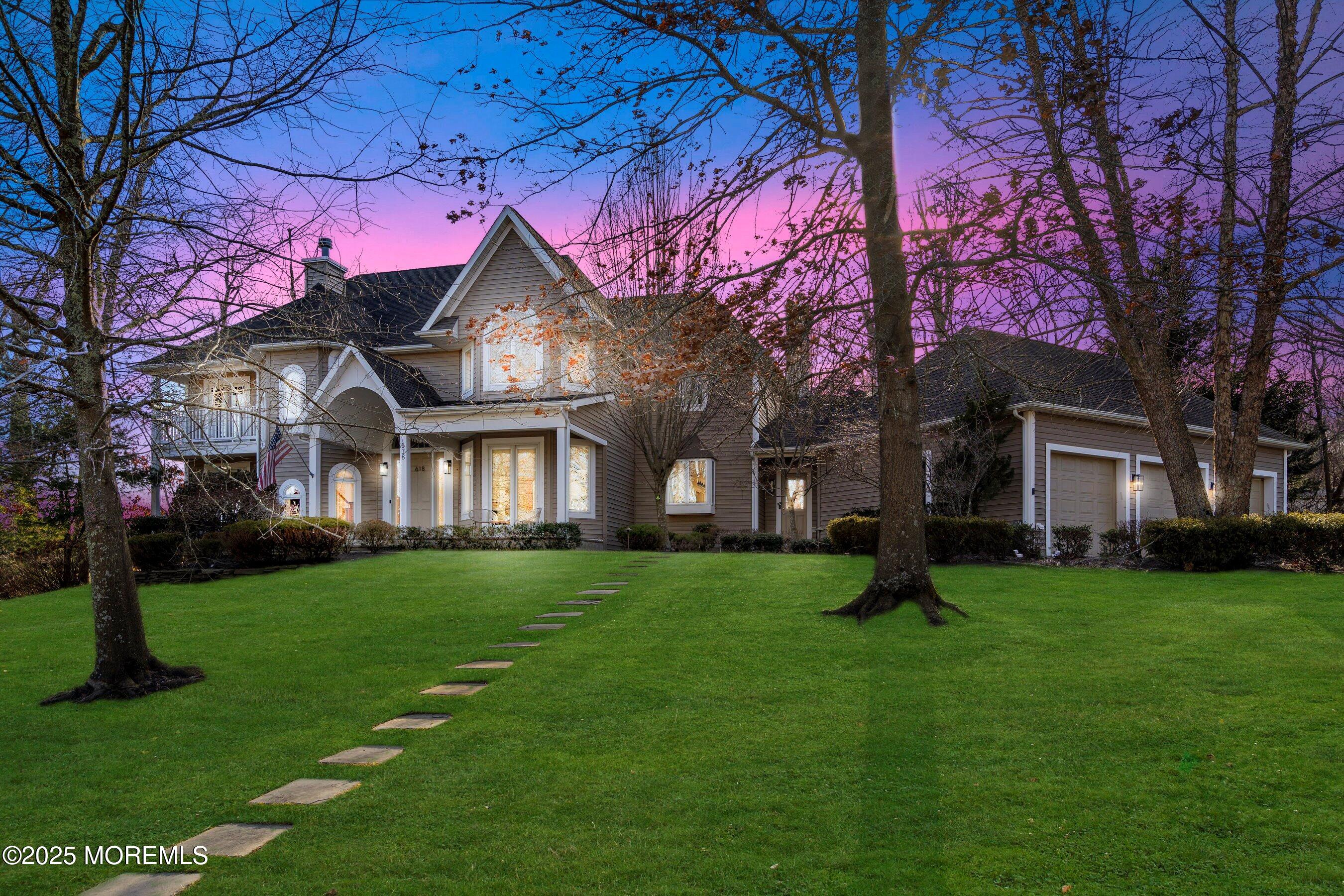 02-Front TWILIGHT
