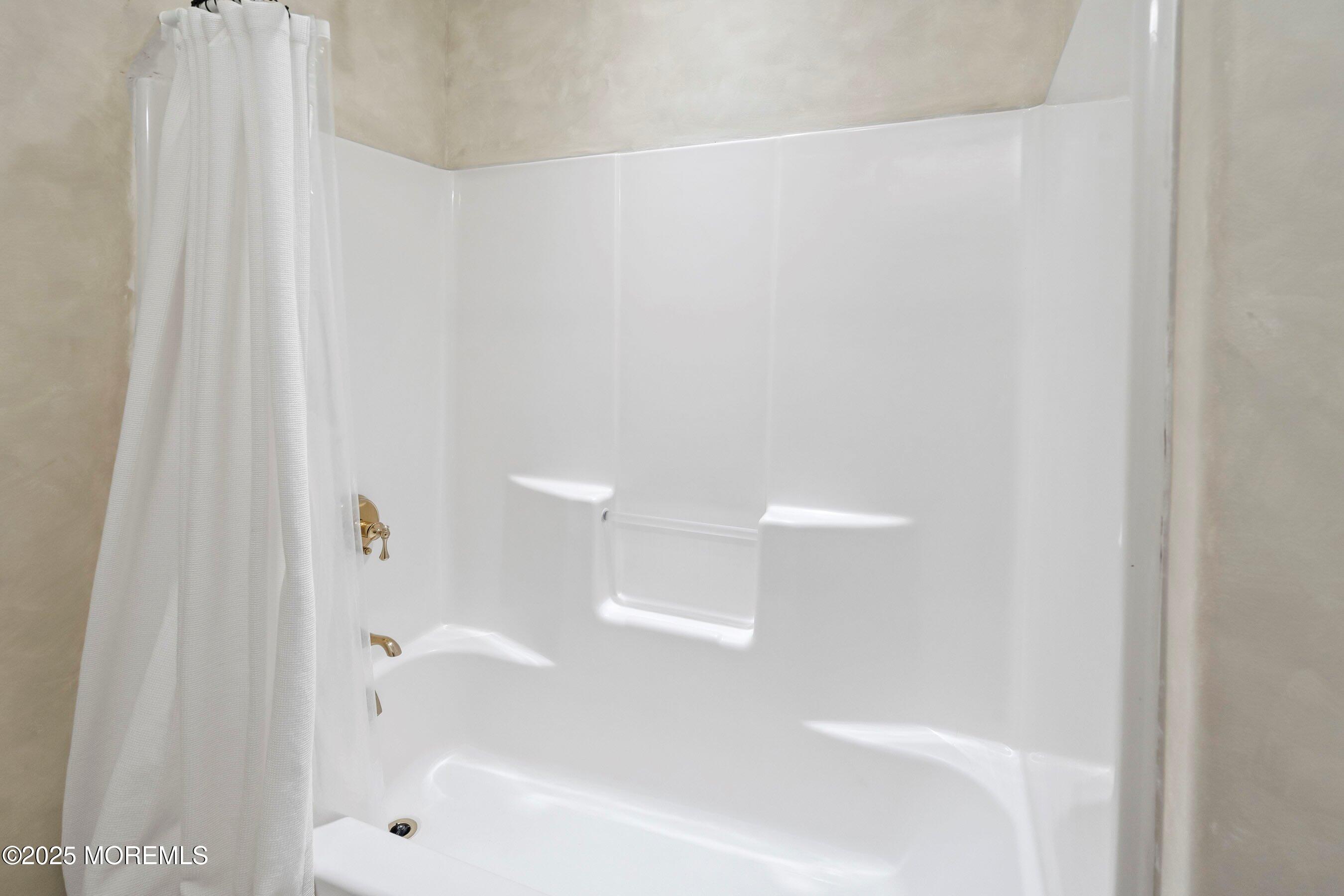 618 Turkey Point Road Brick, NJ 08724 - Photo 25 of 100 25-Bath 1B