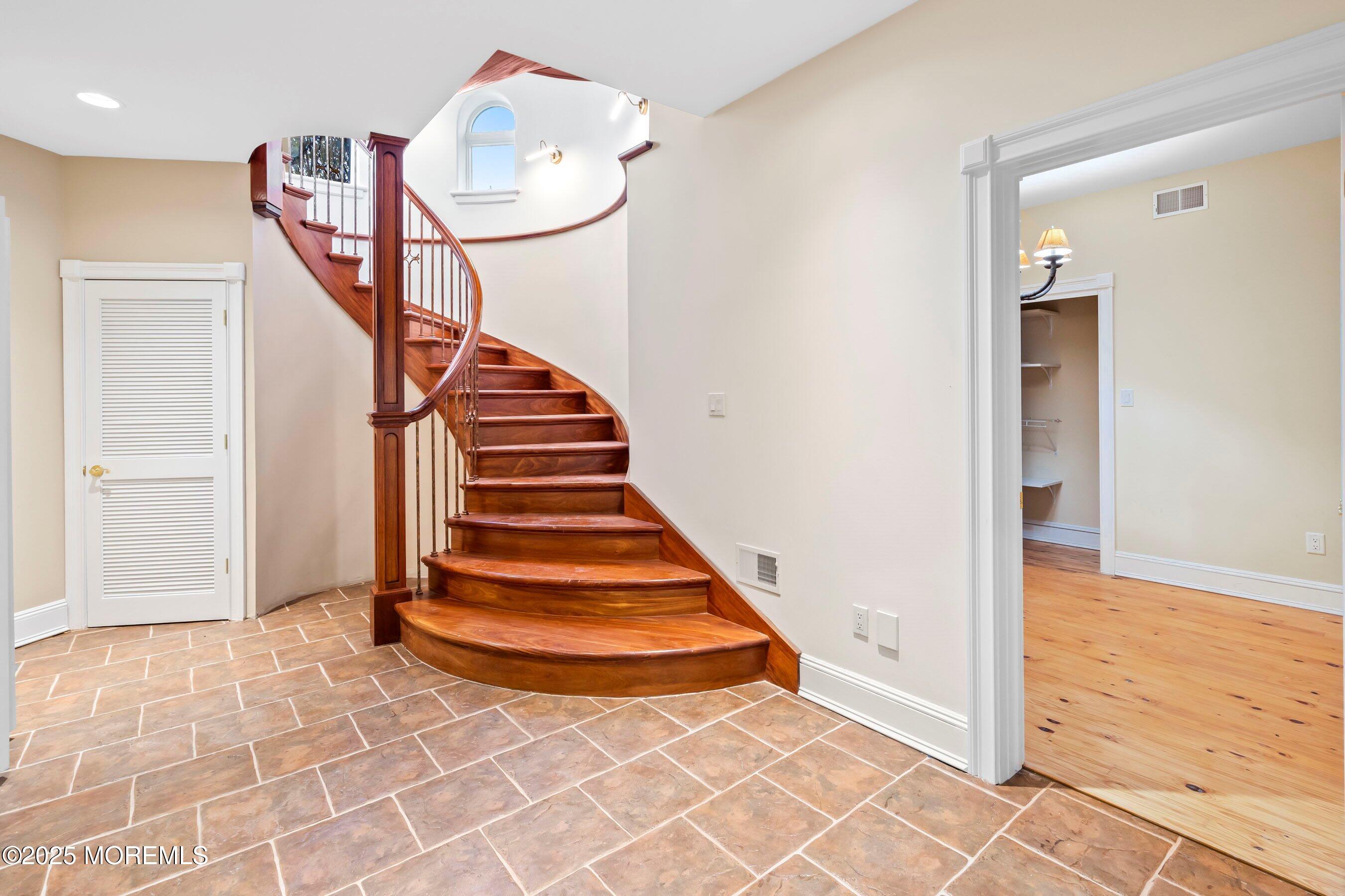618 Turkey Point Road Brick, NJ 08724 - Photo 60 of 100 58-Stairs 2C