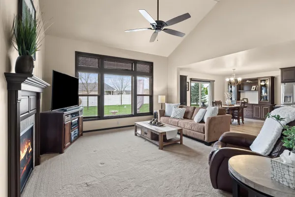 $524,900 | 3007 Gardenia Drive, Little Chute, WI 54913