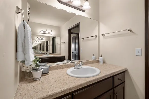 $524,900 | 3007 Gardenia Drive, Little Chute, WI 54913