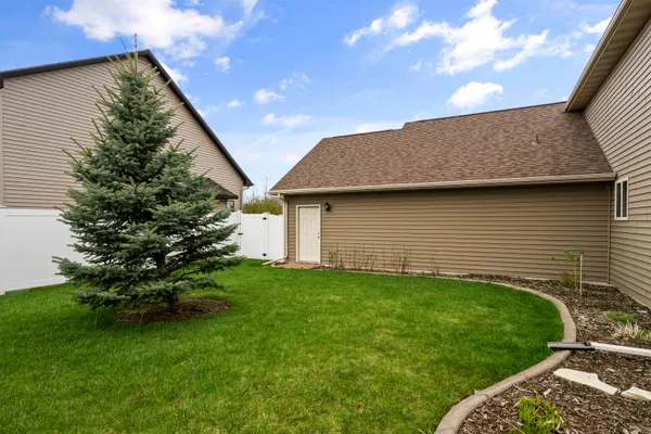 $524,900 | 3007 Gardenia Drive, Little Chute, WI 54913